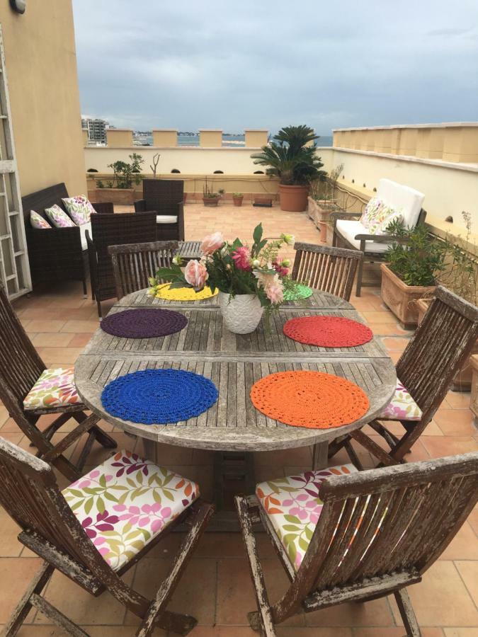 Stanza con vista Mare Appartamento Bari Esterno foto